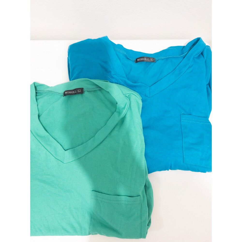 MIHOLL V-Neck Pocket T-Shirts (Set of 2 — Green & Blue)